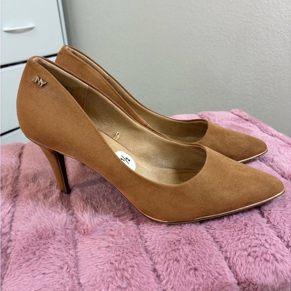 Jones New York Classic Brown Heels